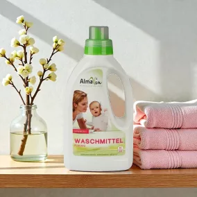   Almawin Flüssigwaschmittelkonzentrat für 11 Waschgänge – 750 ml – mit Lavendelduft
