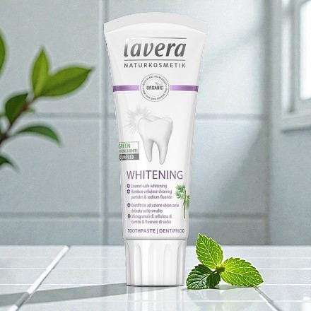 Lavera basis sensitive organická zubná pasta na bielenie bambusový fluorid 75 ml