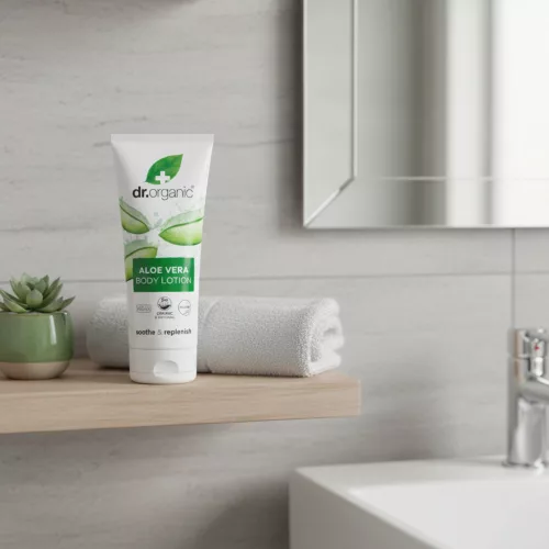 Dr. Organic - Testápoló bio Aloe verával